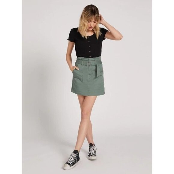 Volcom Frochickie Paperbag Waist Mini Skirt Green Small Boho Belted recycled - Picture 2 of 6